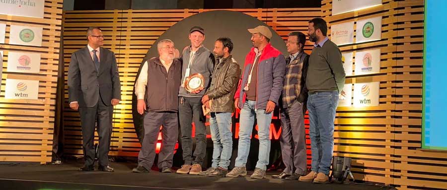 Himalayan Ecotourism being presented with the Responsible Tourism Award