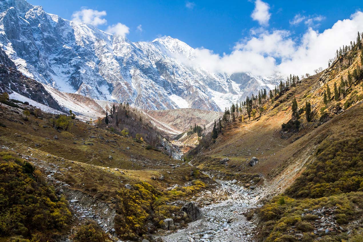 Landscapes on Beas Kund Trek near Manali