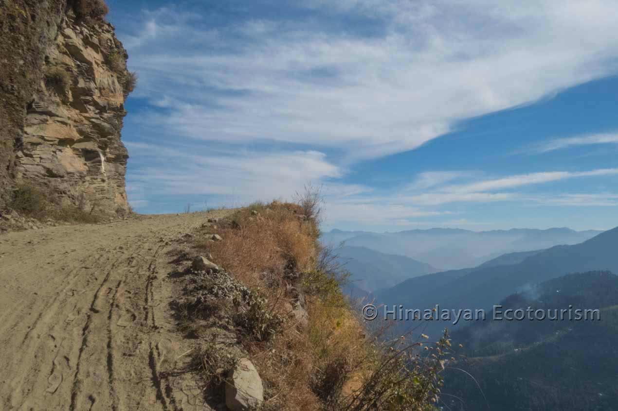 Sightseeing in Tirthan Valley by Car