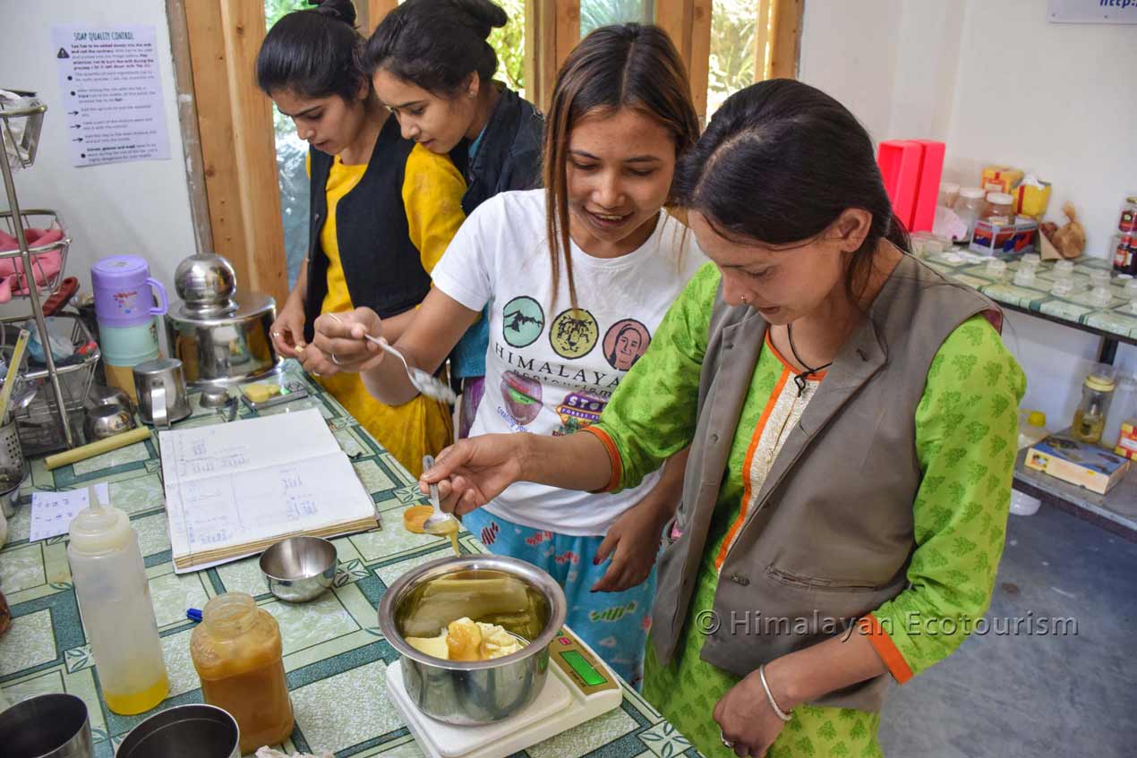 Volunteer travel in Spiti valley