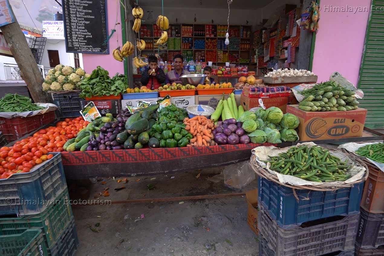 Main market, Kaza.